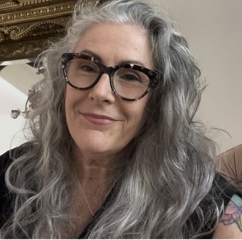 Photo of Karen Portaleo